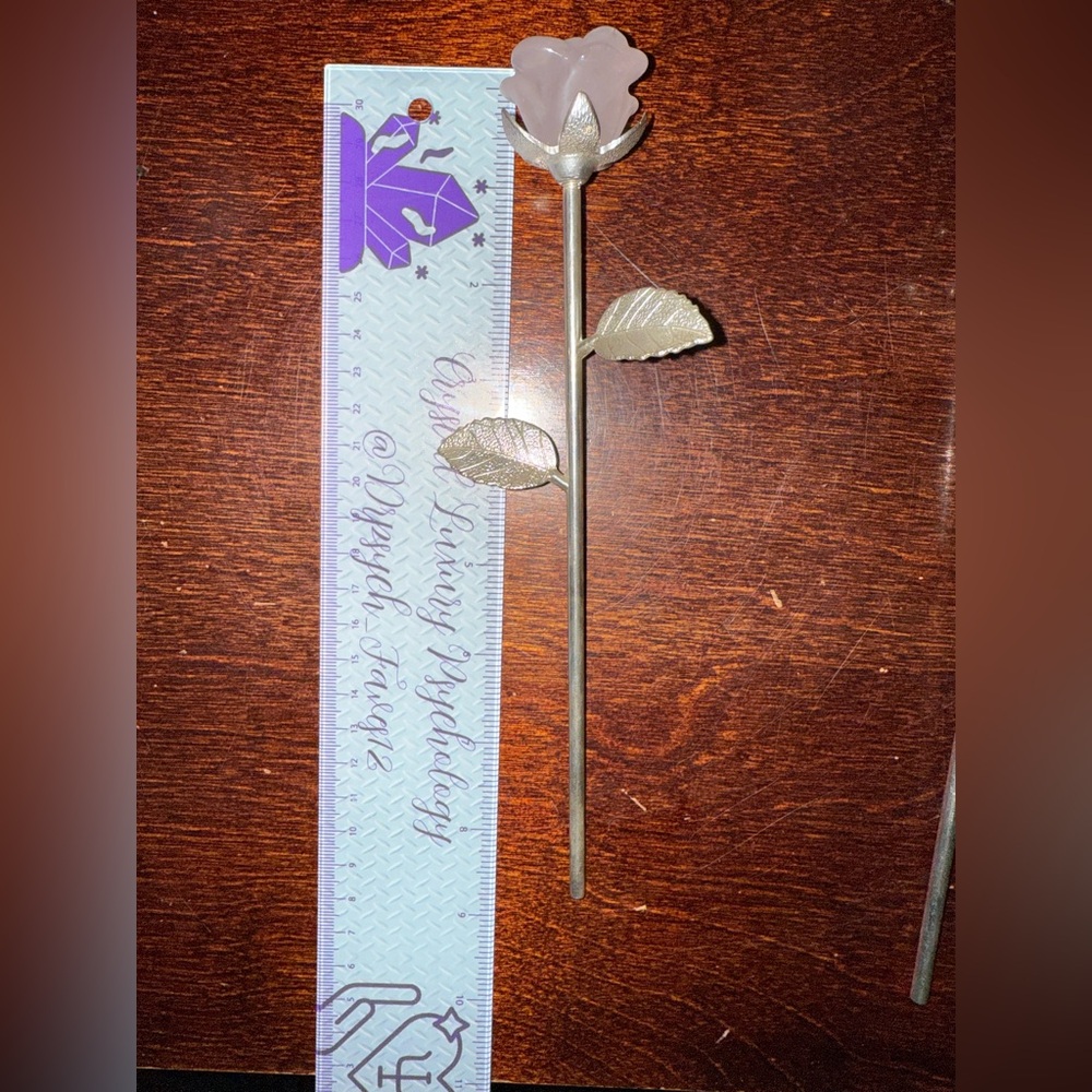 Rose Quartz or Aventurine Rose Carving w/Silver Stainless stem - Choose 1 ๐น๐น - Picture 3 of 8
